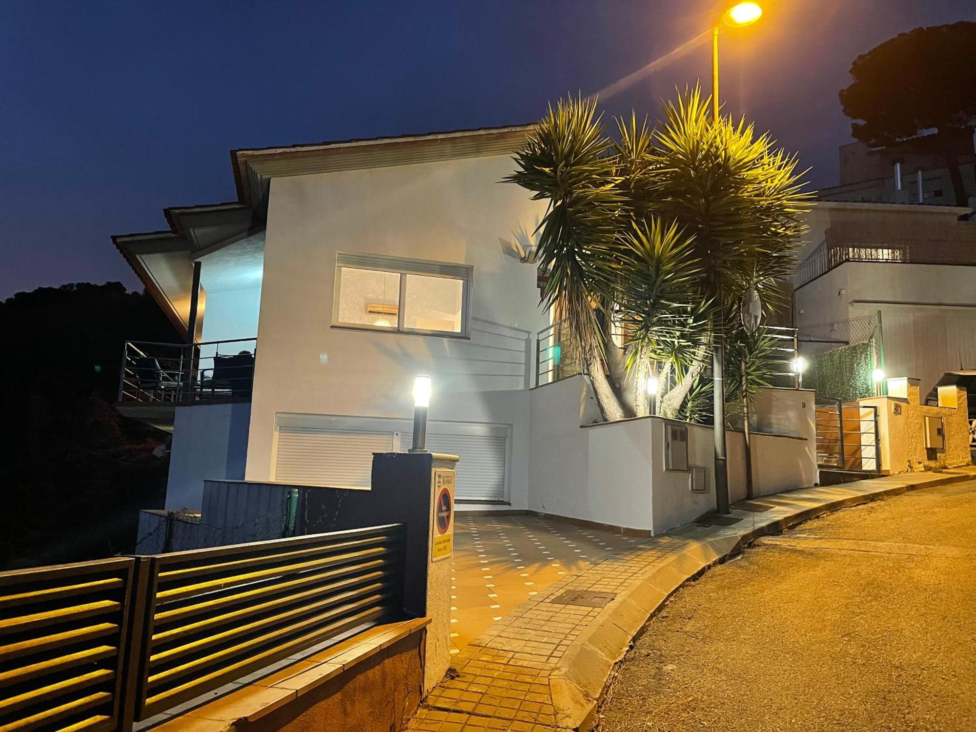 Villa For 2 Families Blanes Exterior photo